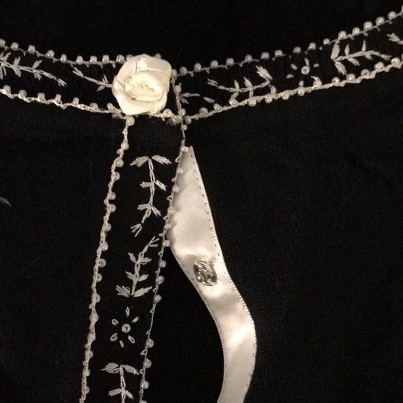 Sweater - Picture 2 of 4